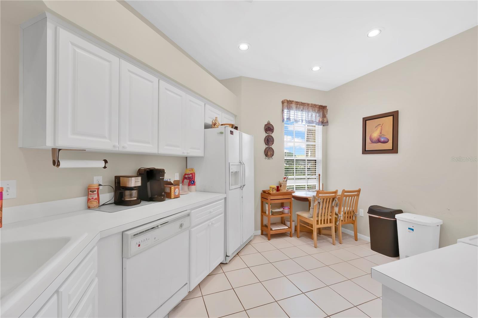 427 Enclave Pl #427 Property Photo 11