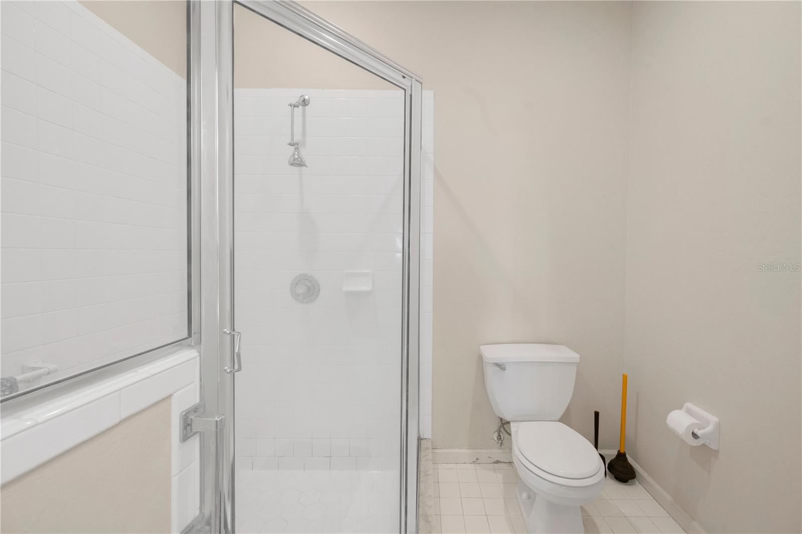 427 Enclave Pl #427 Property Photo 20