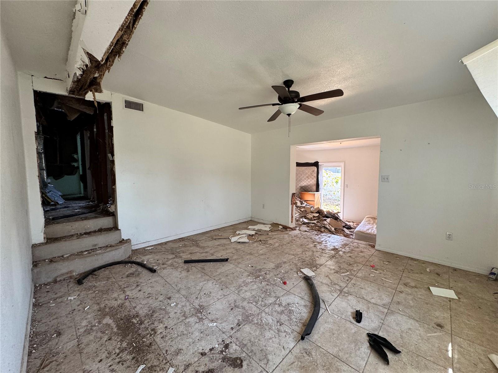 7921 Lakeshore Dr Property Photo 5