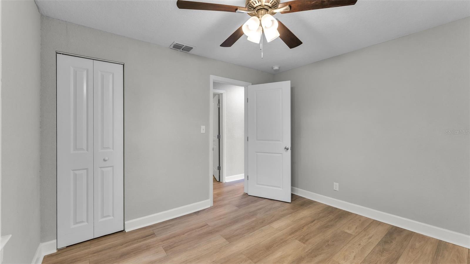 1317 W Belmar St Property Photo 28
