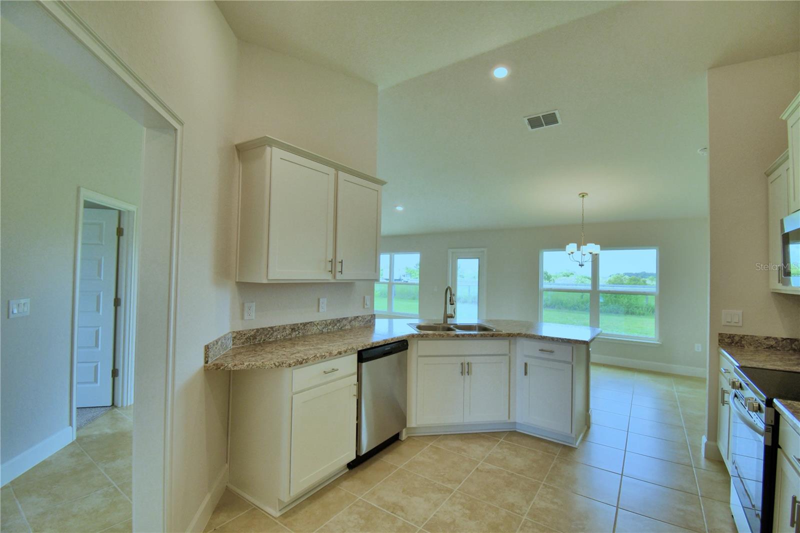 4433 Juneberry Dr Property Photo 5