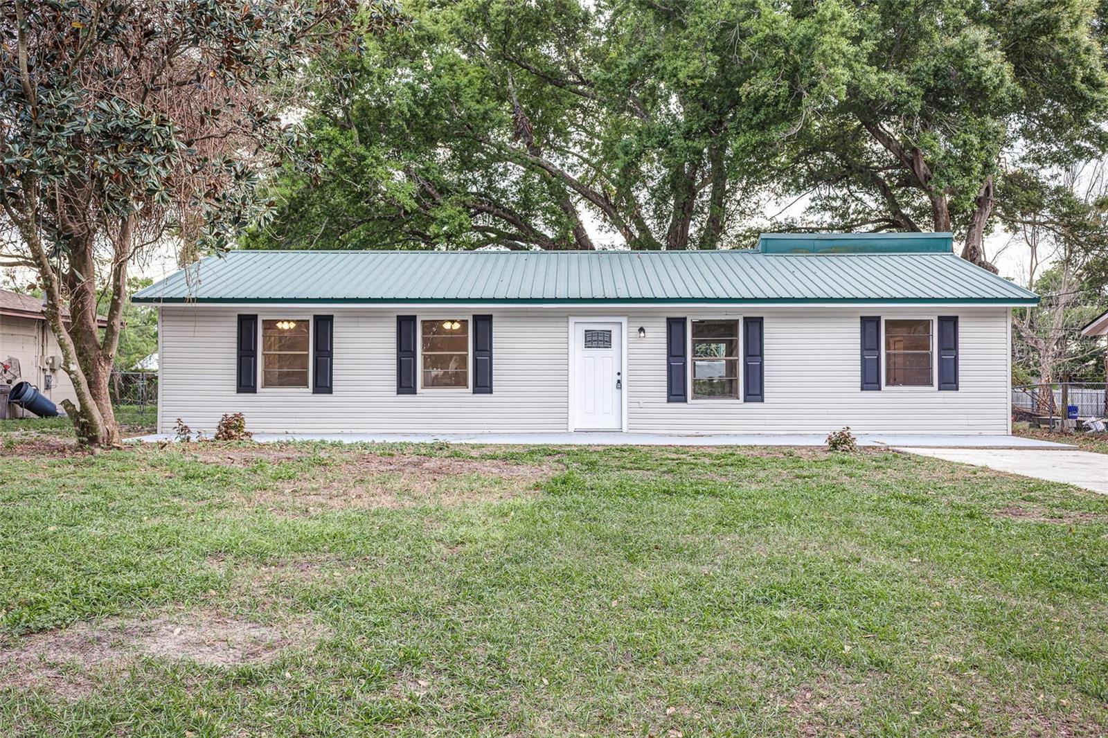 4132 CHOWEN DR Property Photo 1