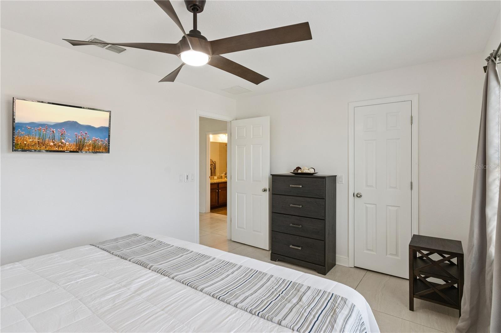 3979 Sunset Lake Dr Property Photo 22