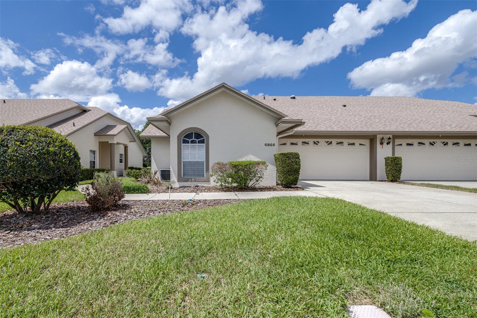 6866 Bendelow Dr Property Photo 2