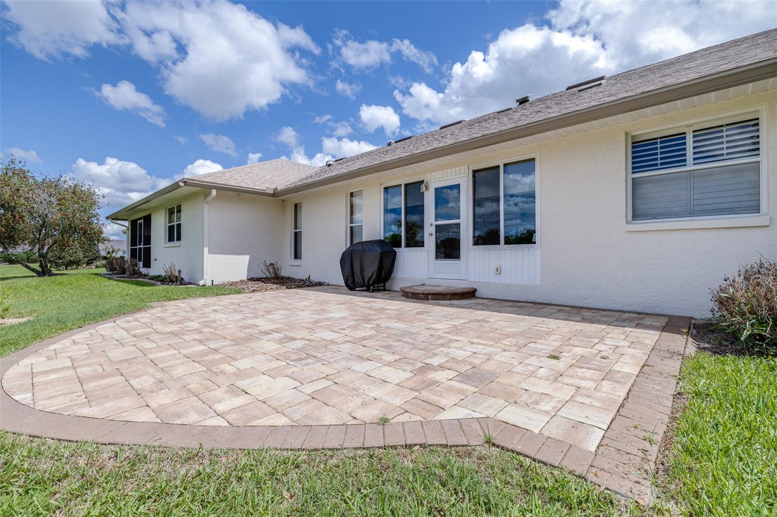 6866 Bendelow Dr Property Photo 18