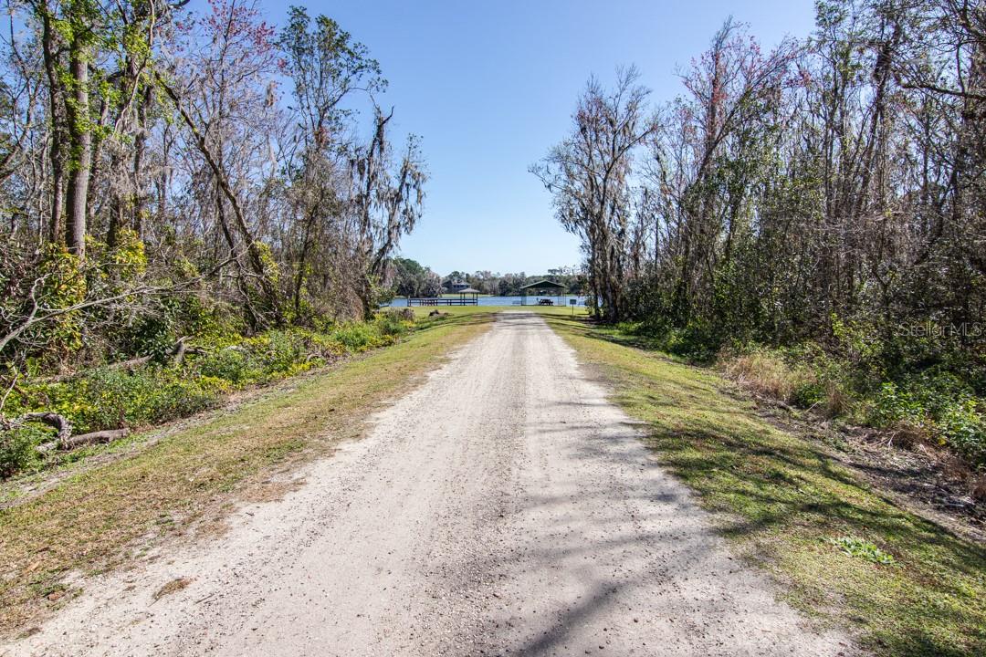 6866 Bendelow Dr Property Photo 29
