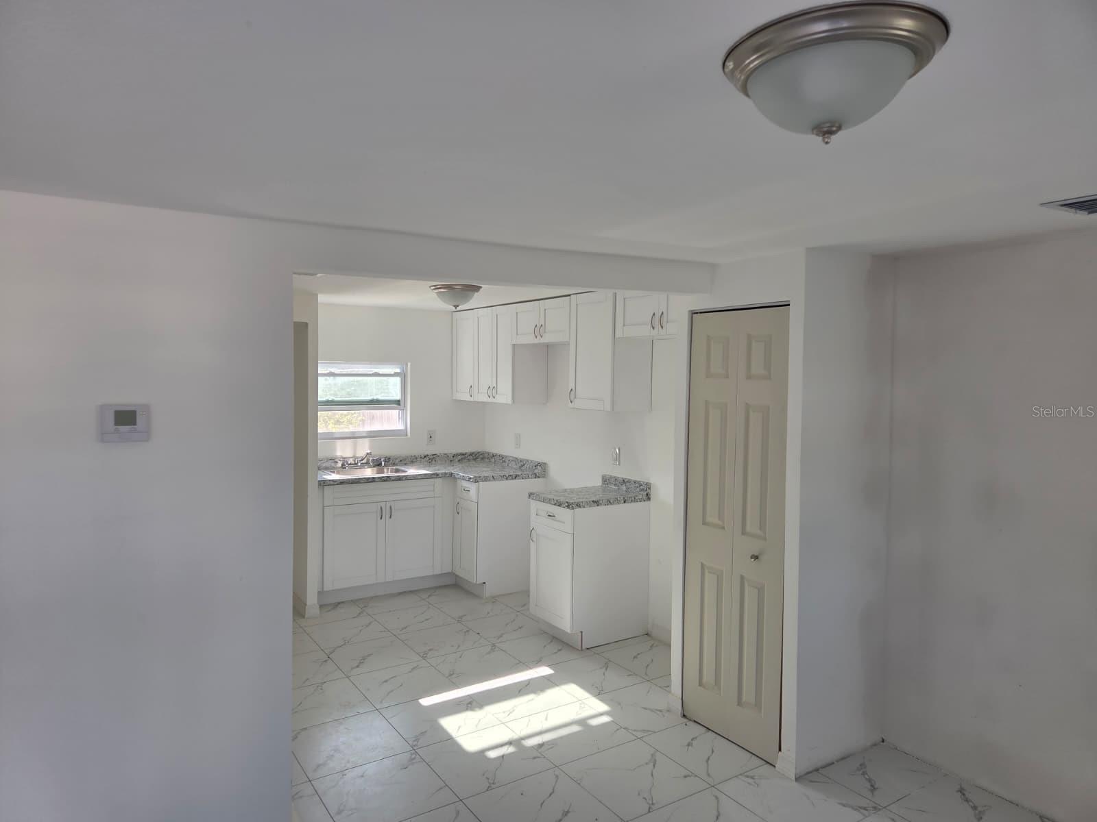 13113 Bartow St Property Photo 6