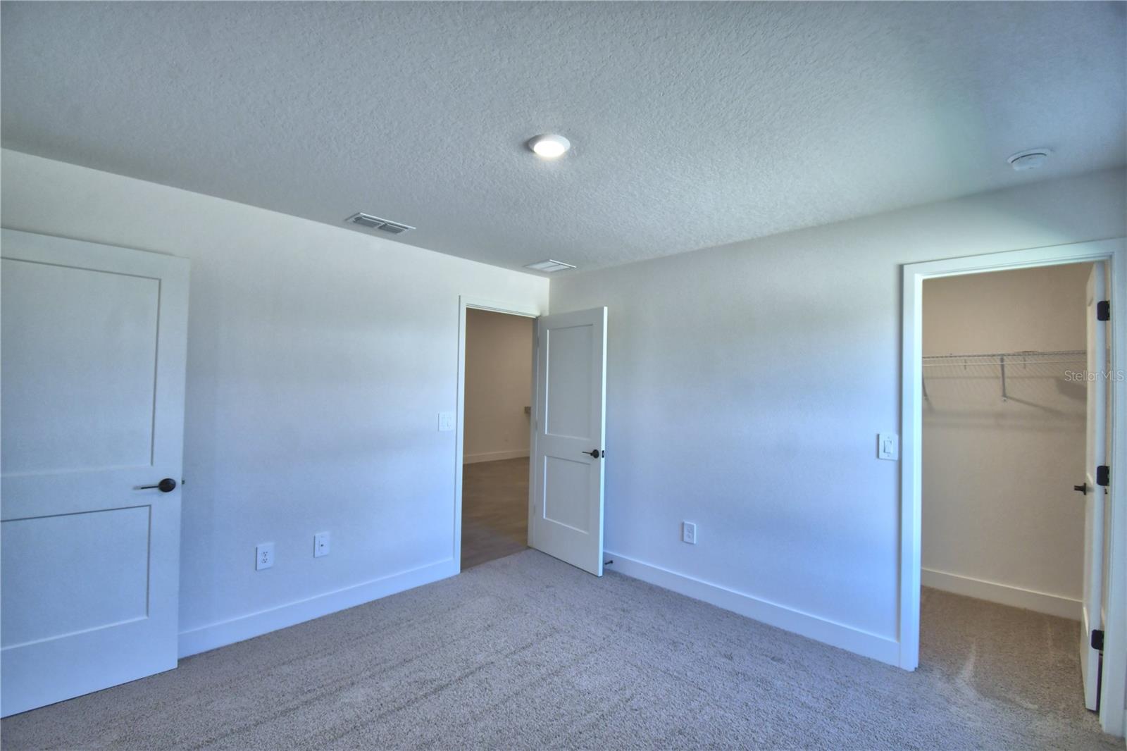 4467 Juliana Lake Dr Property Photo 28