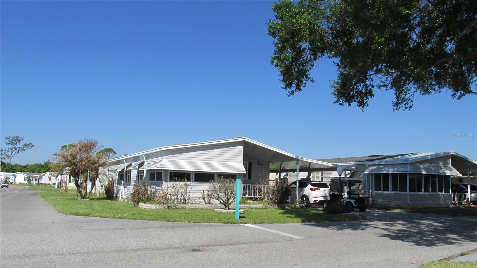 102 NEWCASTLE BLVD Property Photo 1