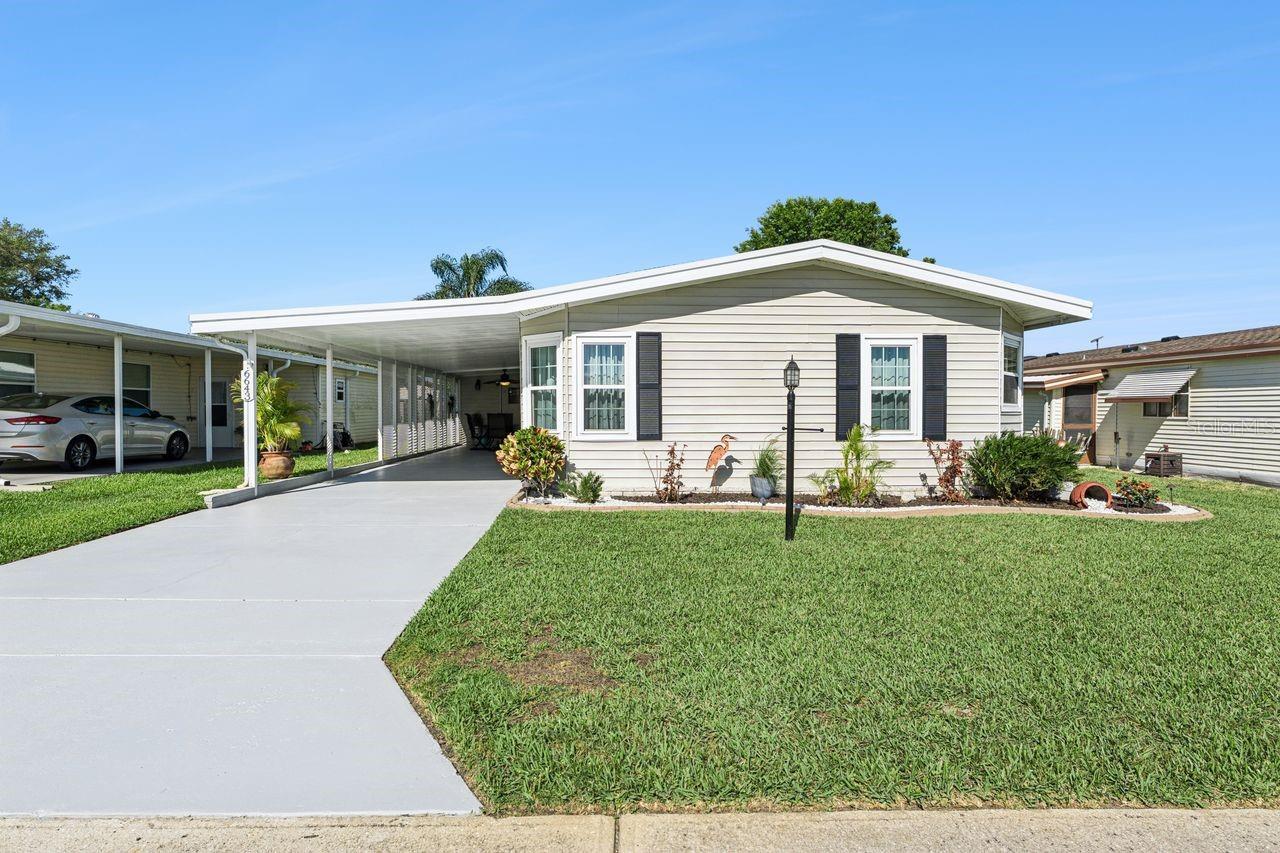 6643 Westchester Dr Ne Property Photo 1