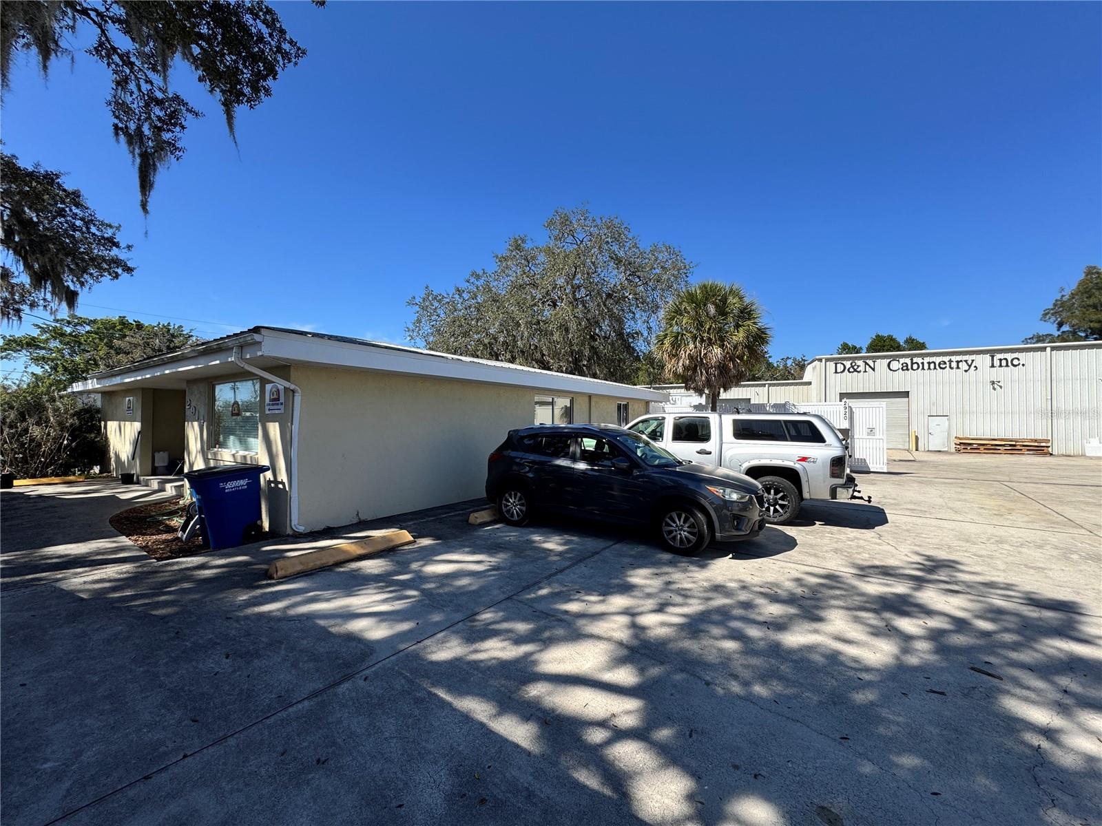 2914-a Kenilworth Blvd Property Photo 2