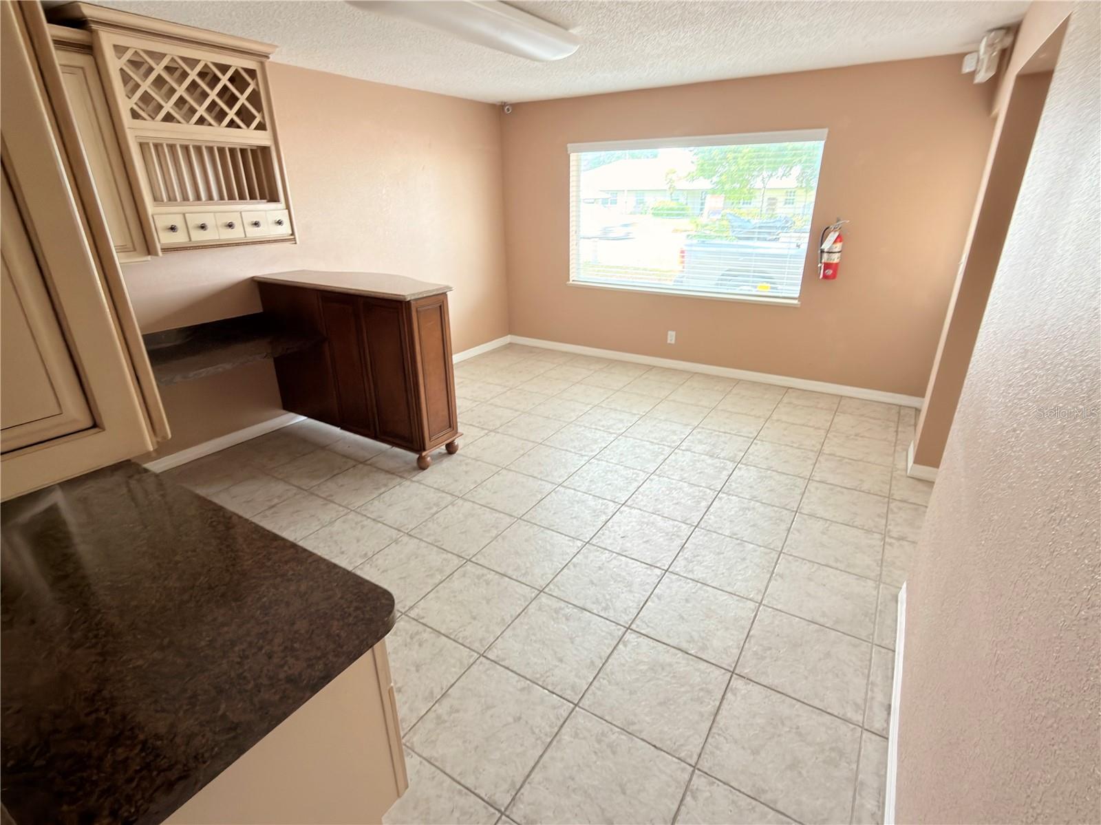 2914-a Kenilworth Blvd Property Photo 5