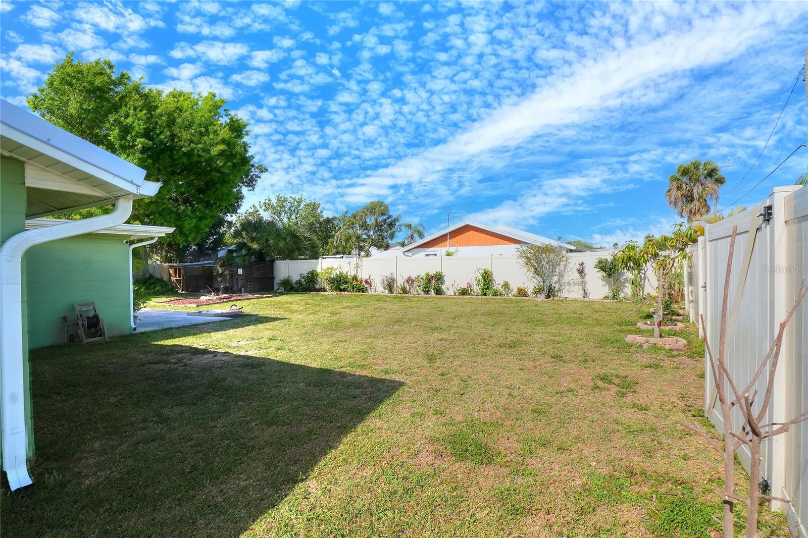 6108 Fairway Blvd Property Photo 37