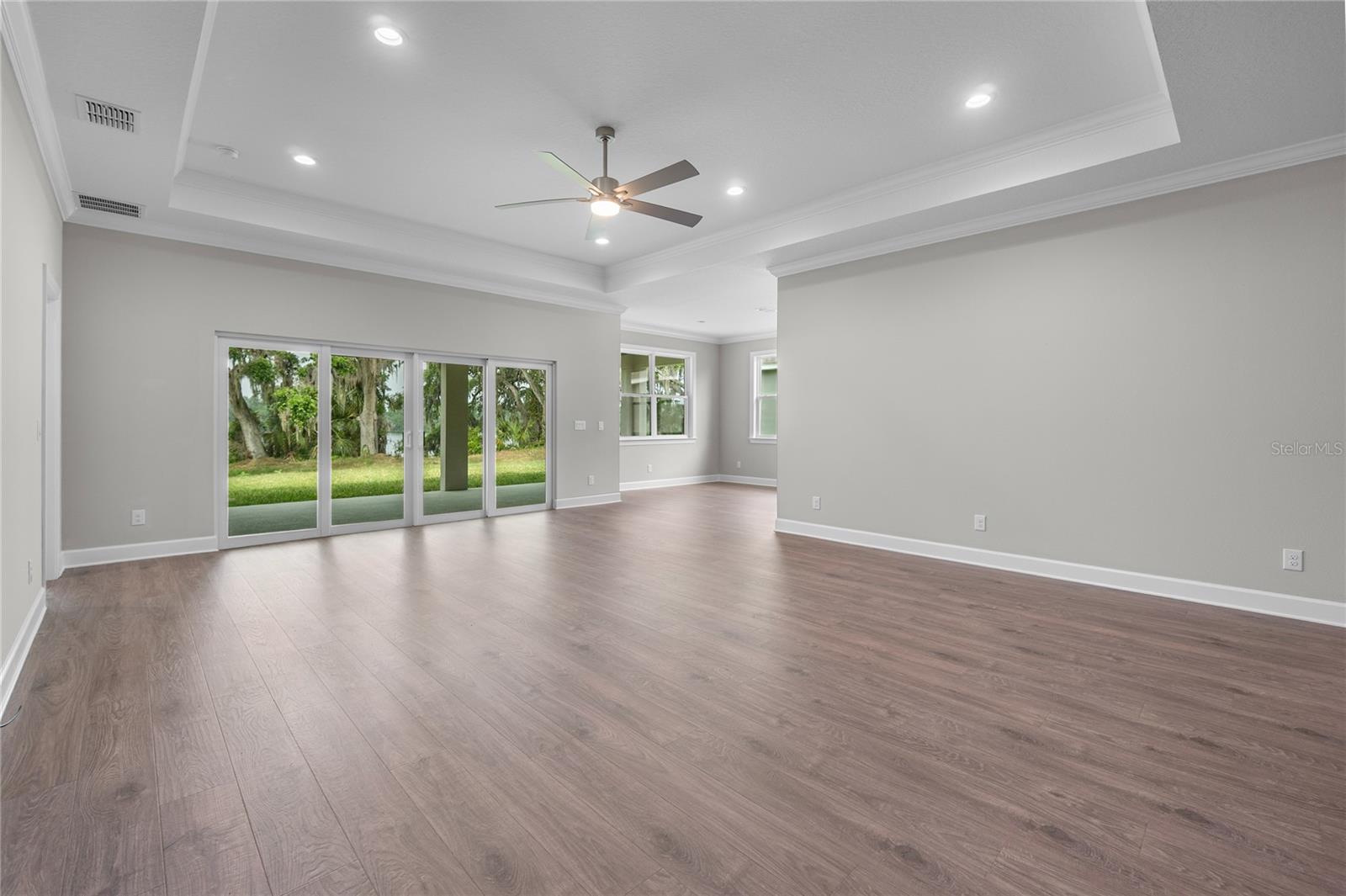 4541 Fairway Oaks Dr Property Photo 10