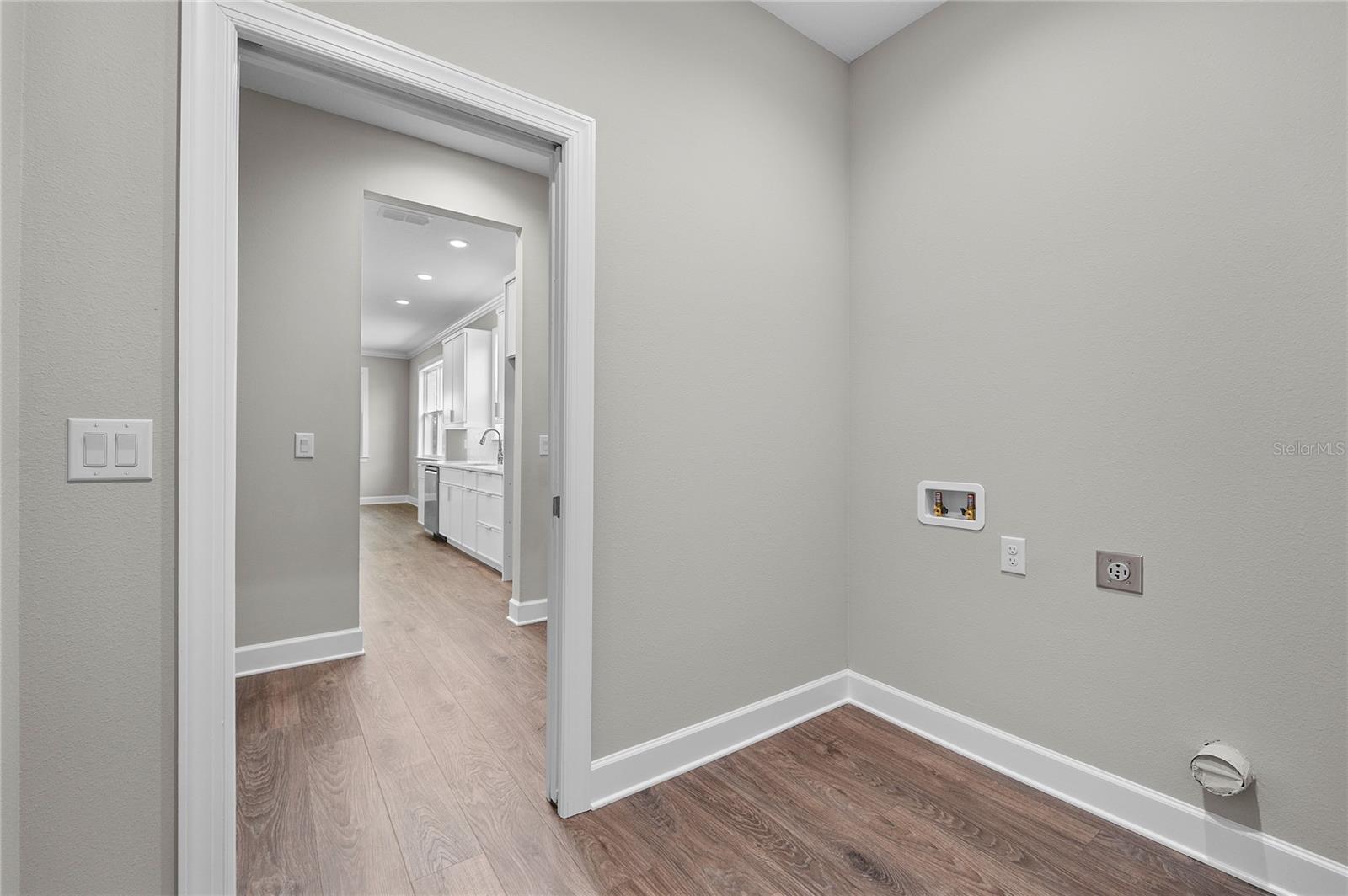 4541 Fairway Oaks Dr Property Photo 32
