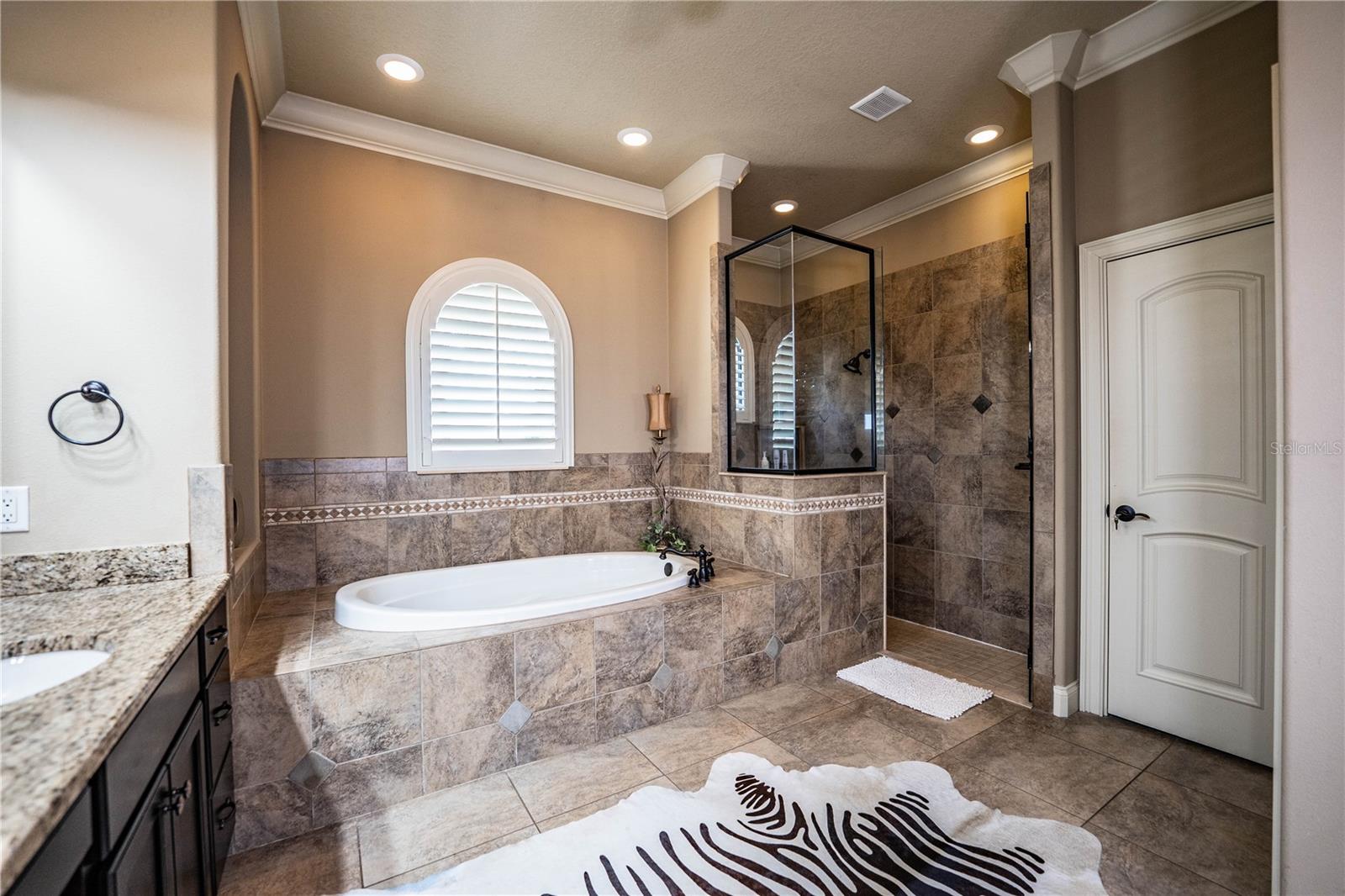 6739 Eagle Ridge Blvd Property Photo 13