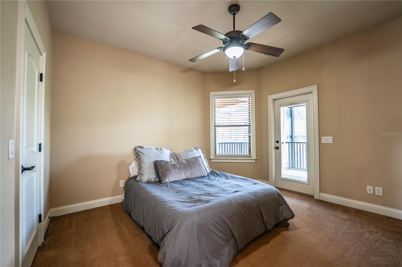 6739 Eagle Ridge Blvd Property Photo 35