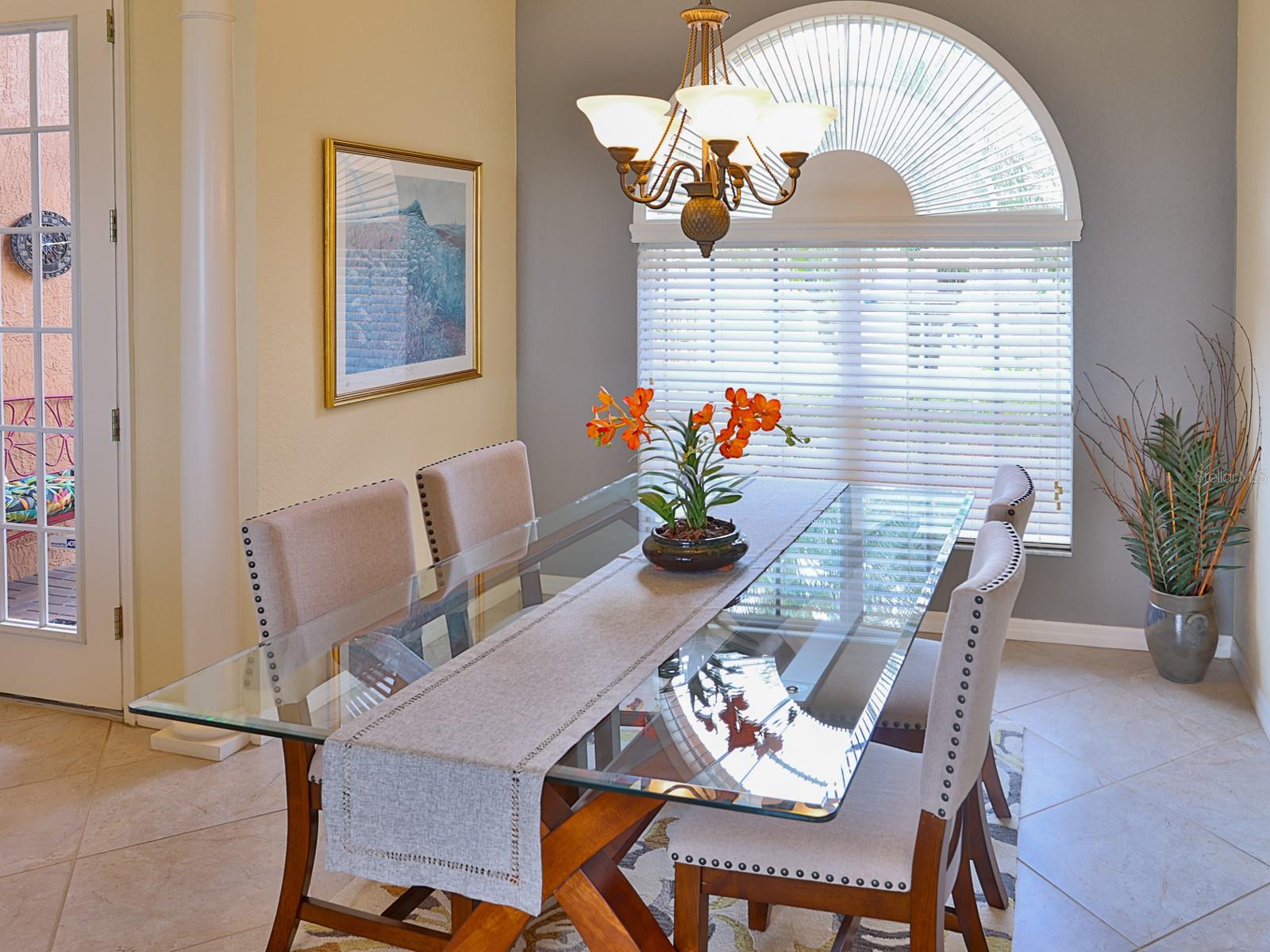 5268 Pebble Beach Blvd Property Photo 11