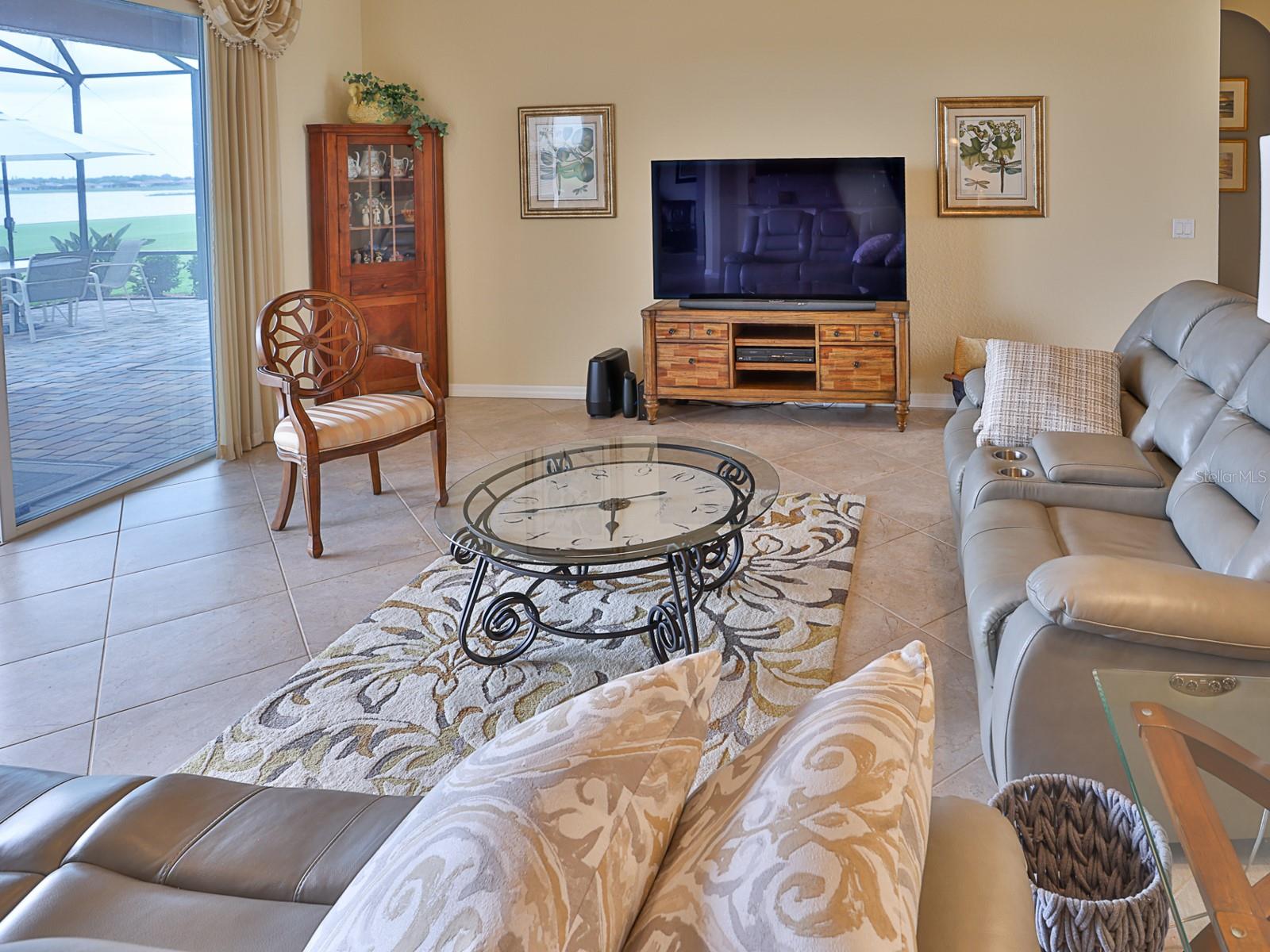 5268 Pebble Beach Blvd Property Photo 16
