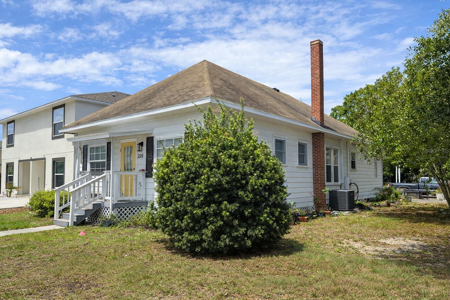 231 Avenue A Ne Property Photo 3