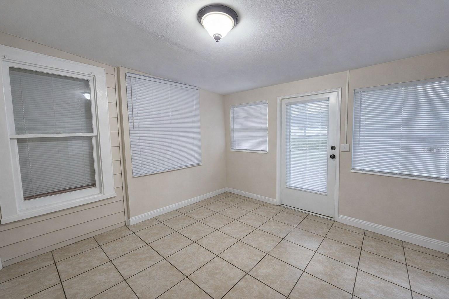 231 Avenue A Ne Property Photo 11