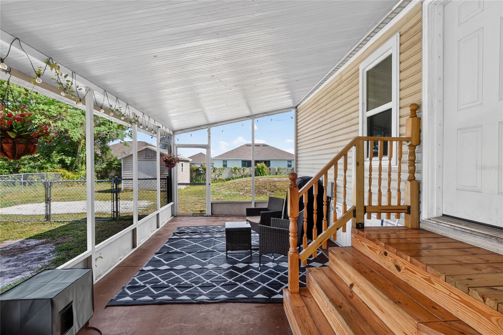 3071 Keuka Loop Property Photo 5