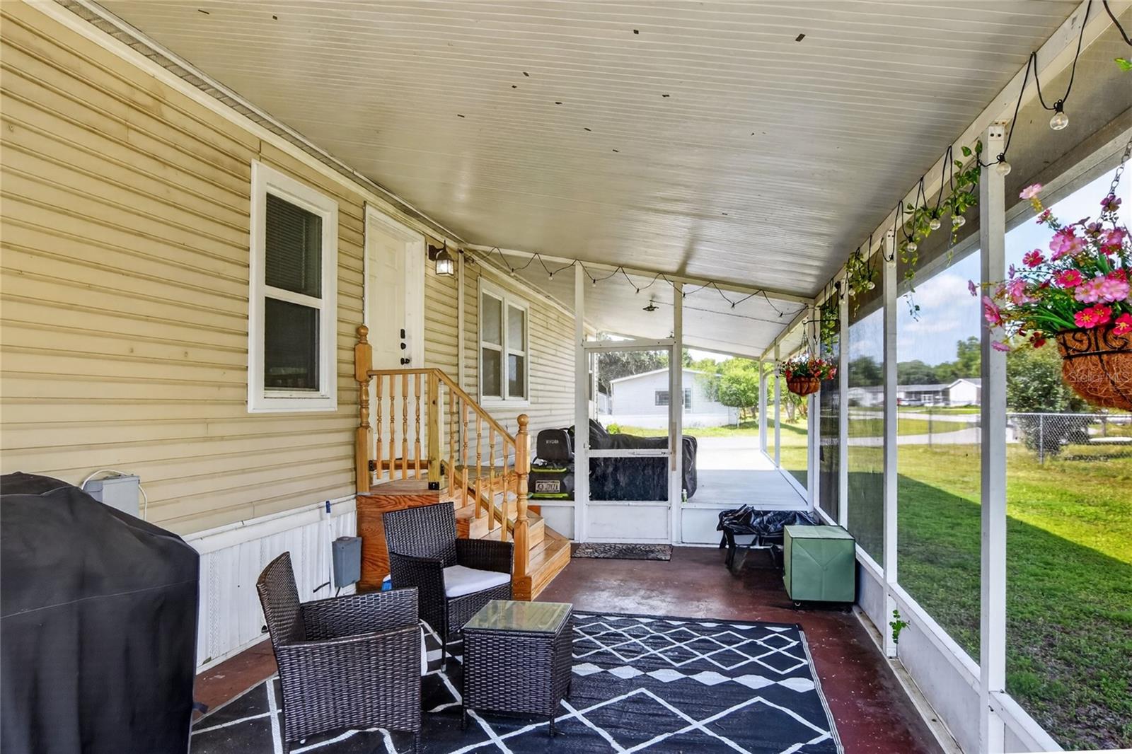 3071 Keuka Loop Property Photo 7