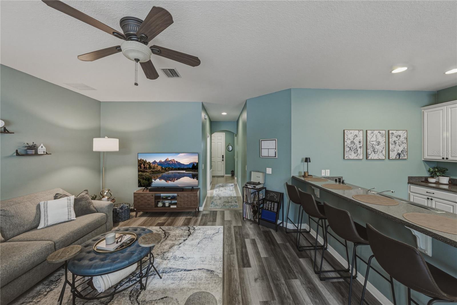 5544 Huron Way Property Photo 15