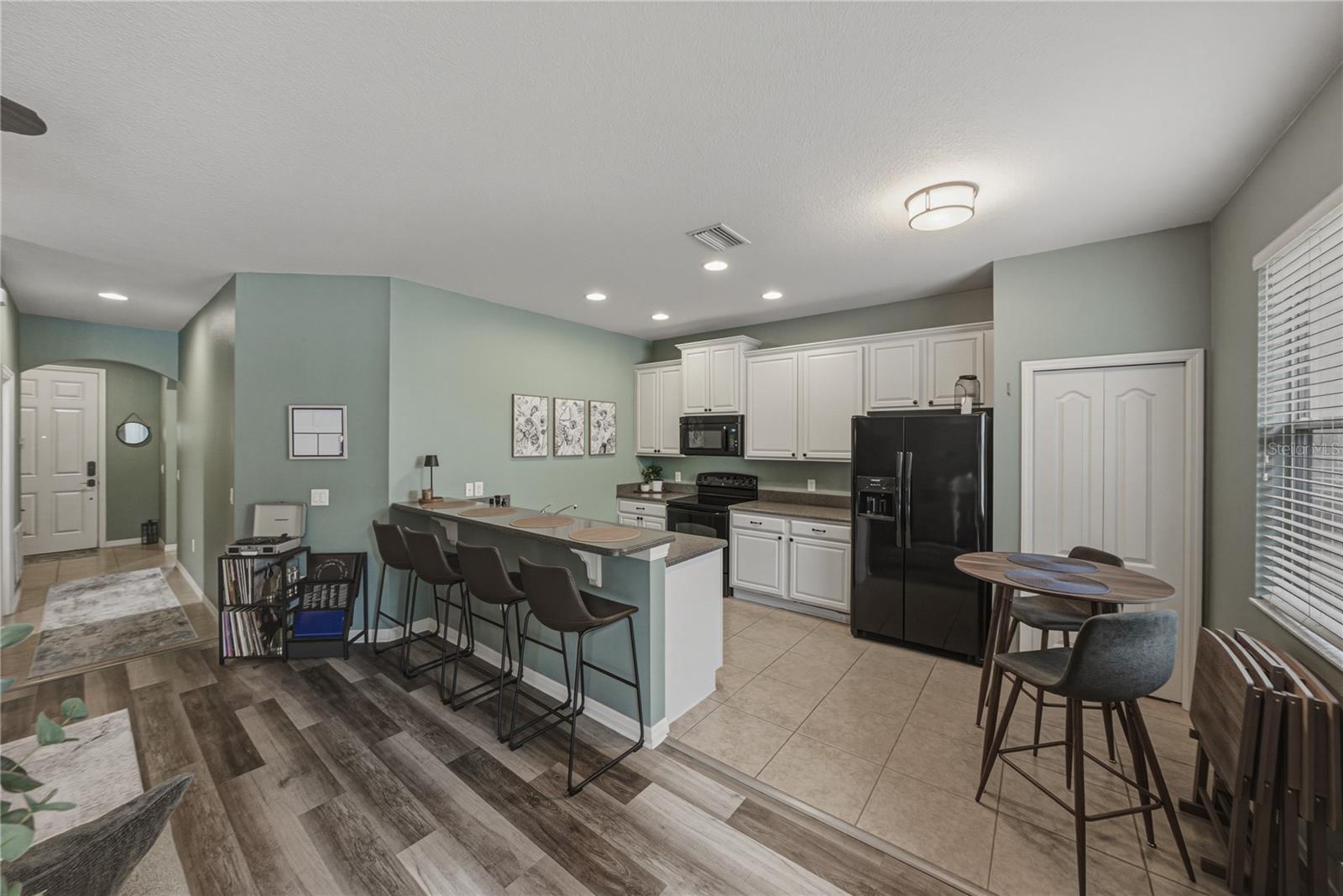 5544 Huron Way Property Photo 18