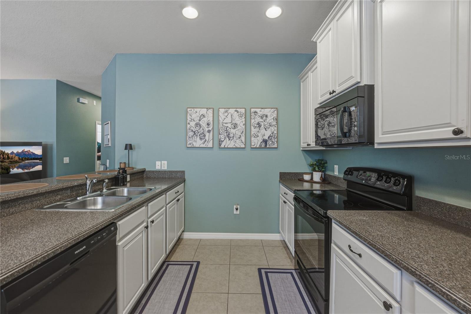 5544 Huron Way Property Photo 22