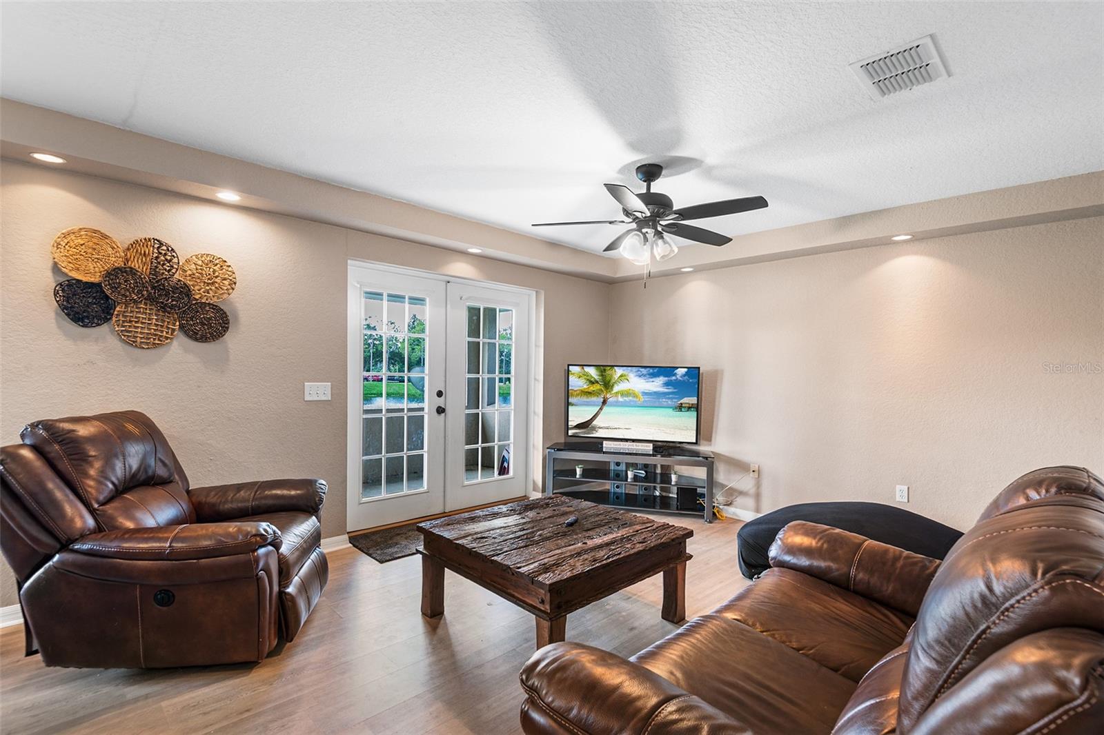 2101 Hatteras Pt Property Photo 11