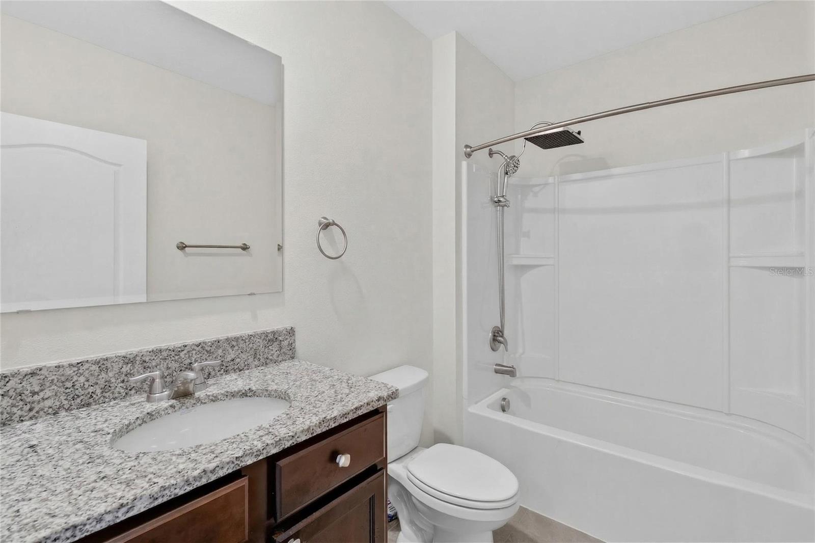 2658 Grandbury Grove Rd Property Photo 8