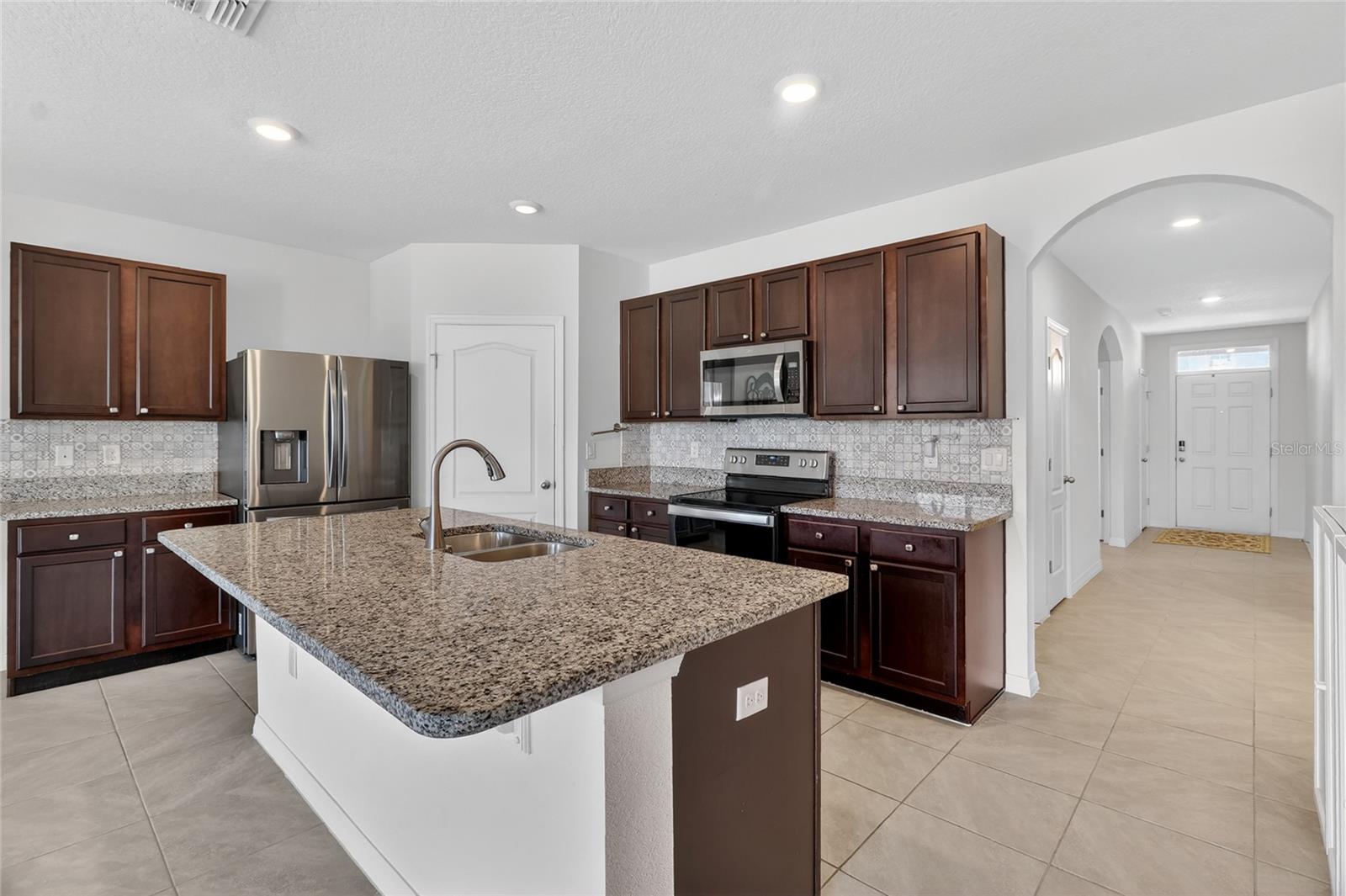 2658 Grandbury Grove Rd Property Photo 17