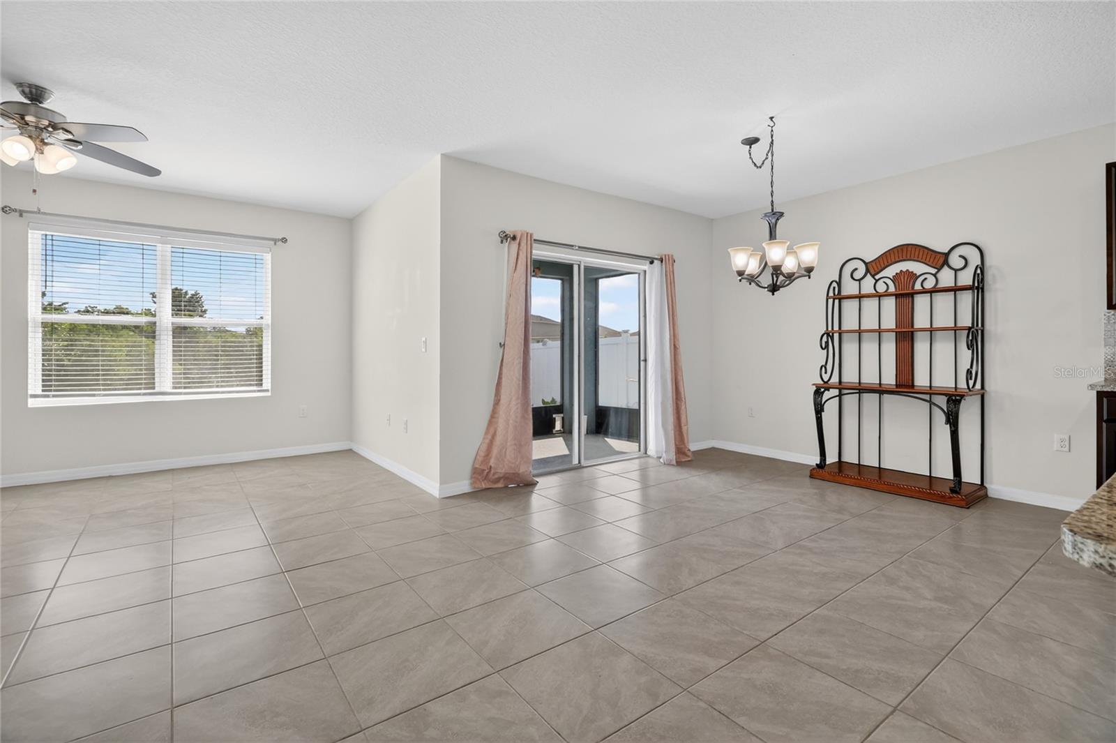 2658 Grandbury Grove Rd Property Photo 20