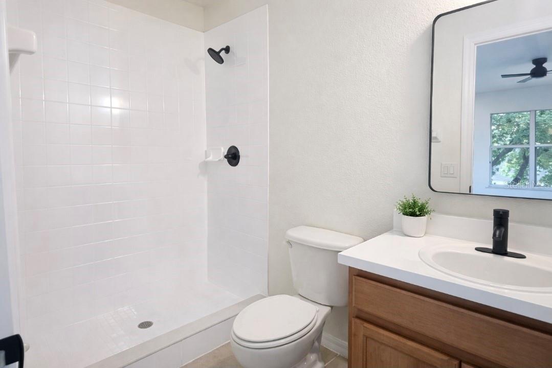 1911 Wind Meadows Dr Property Photo 14