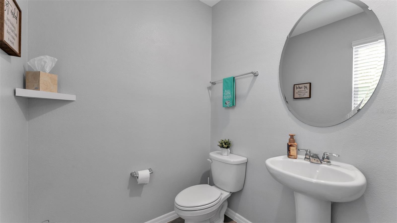 12003 Holystone St Property Photo 4