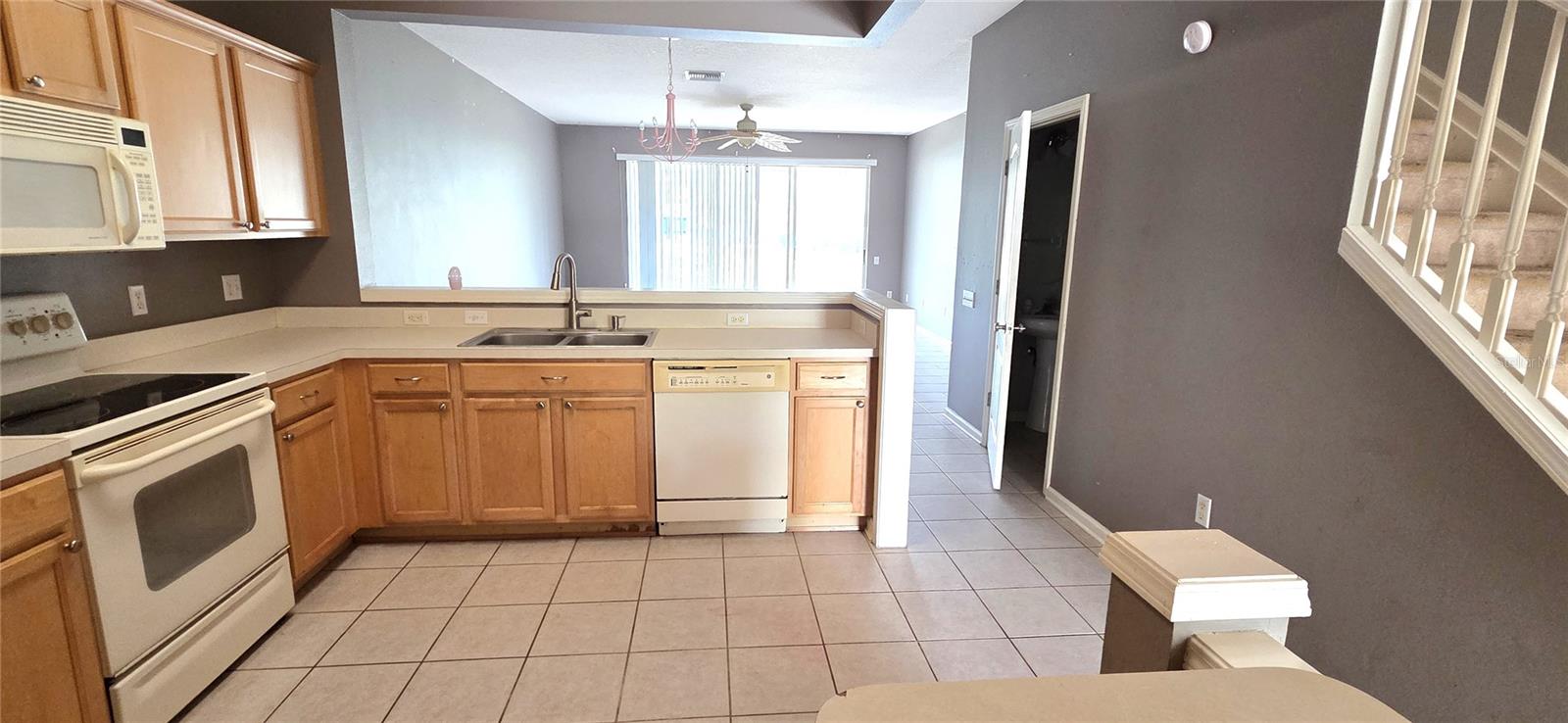 2729 Conch Hollow Dr Property Photo 5