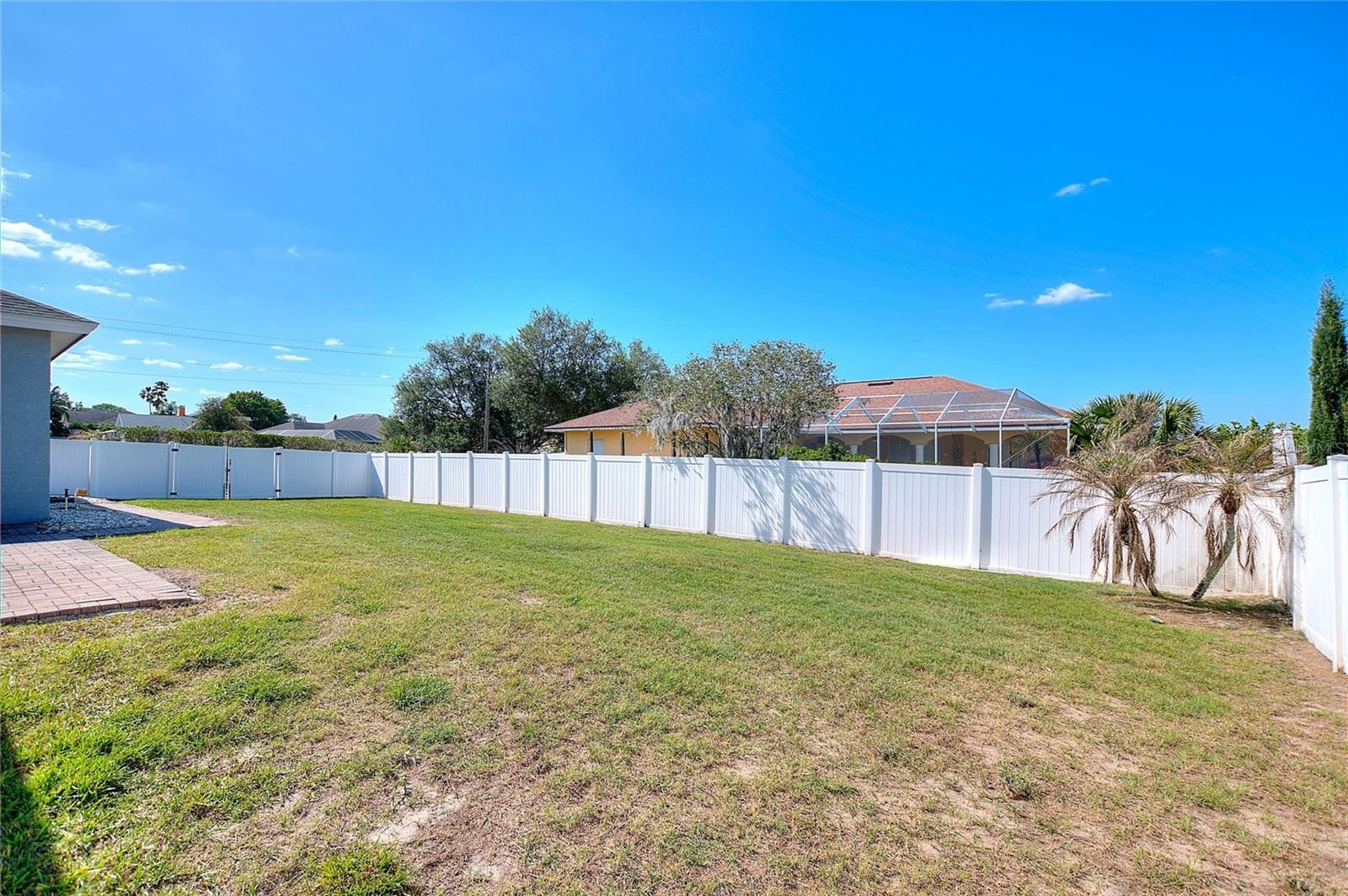 2687 Brookside Bluff Loop Property Photo 4