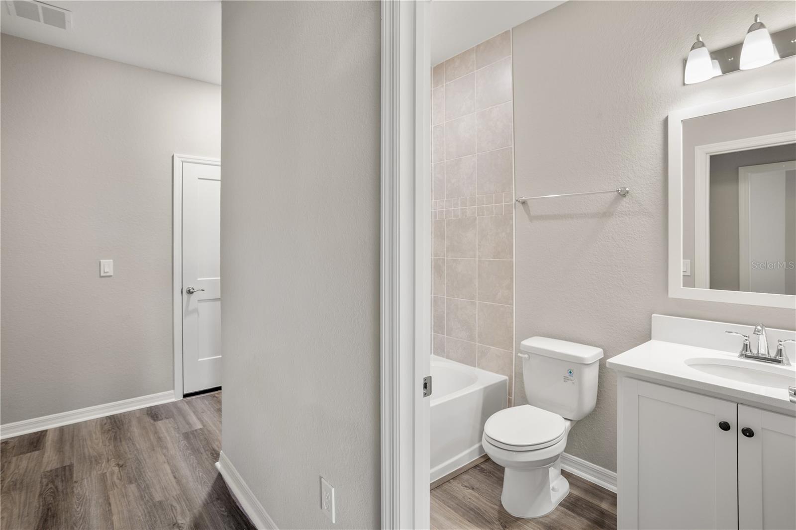 4035 Kindling Wood Way Property Photo 14