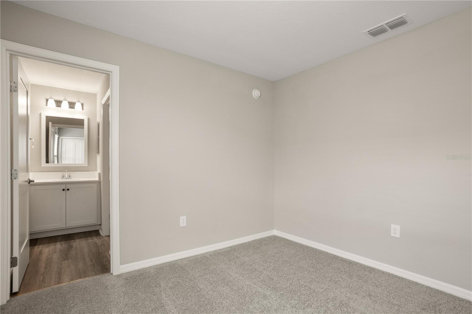 4035 Kindling Wood Way Property Photo 21