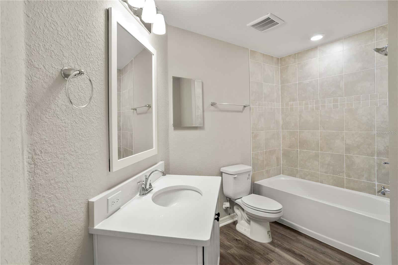 4035 Kindling Wood Way Property Photo 25