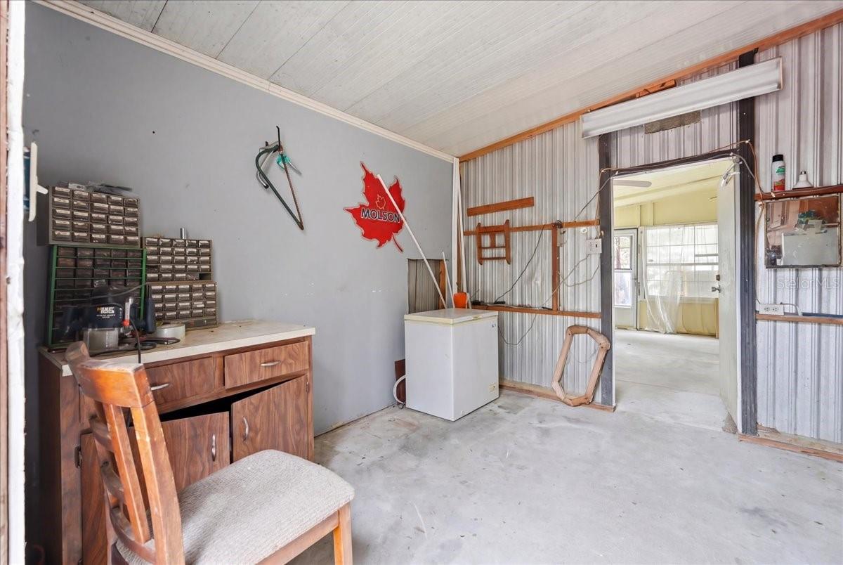 1908 Regina Dr Property Photo 33