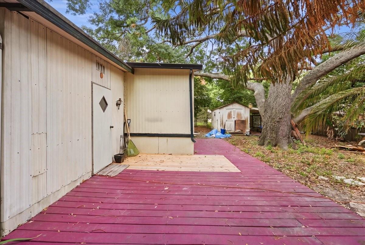 1908 Regina Dr Property Photo 37