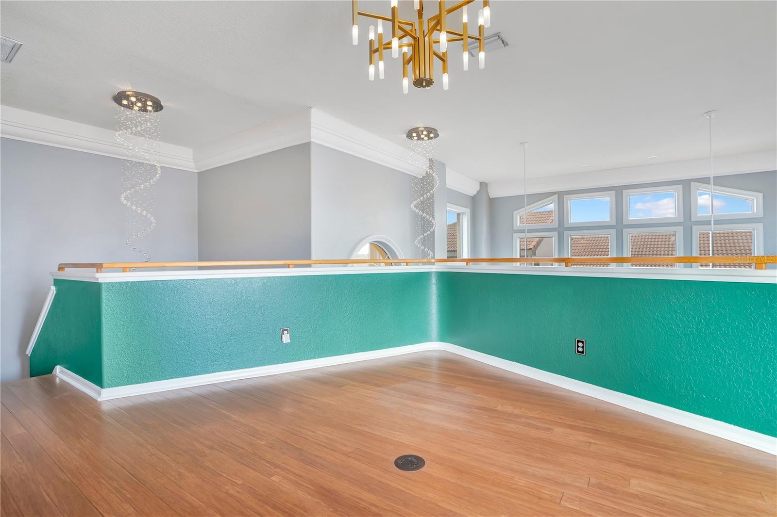 934 Symphony Isles Blvd Property Photo 22