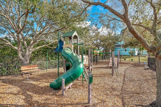 934 Symphony Isles Blvd Property Photo 46