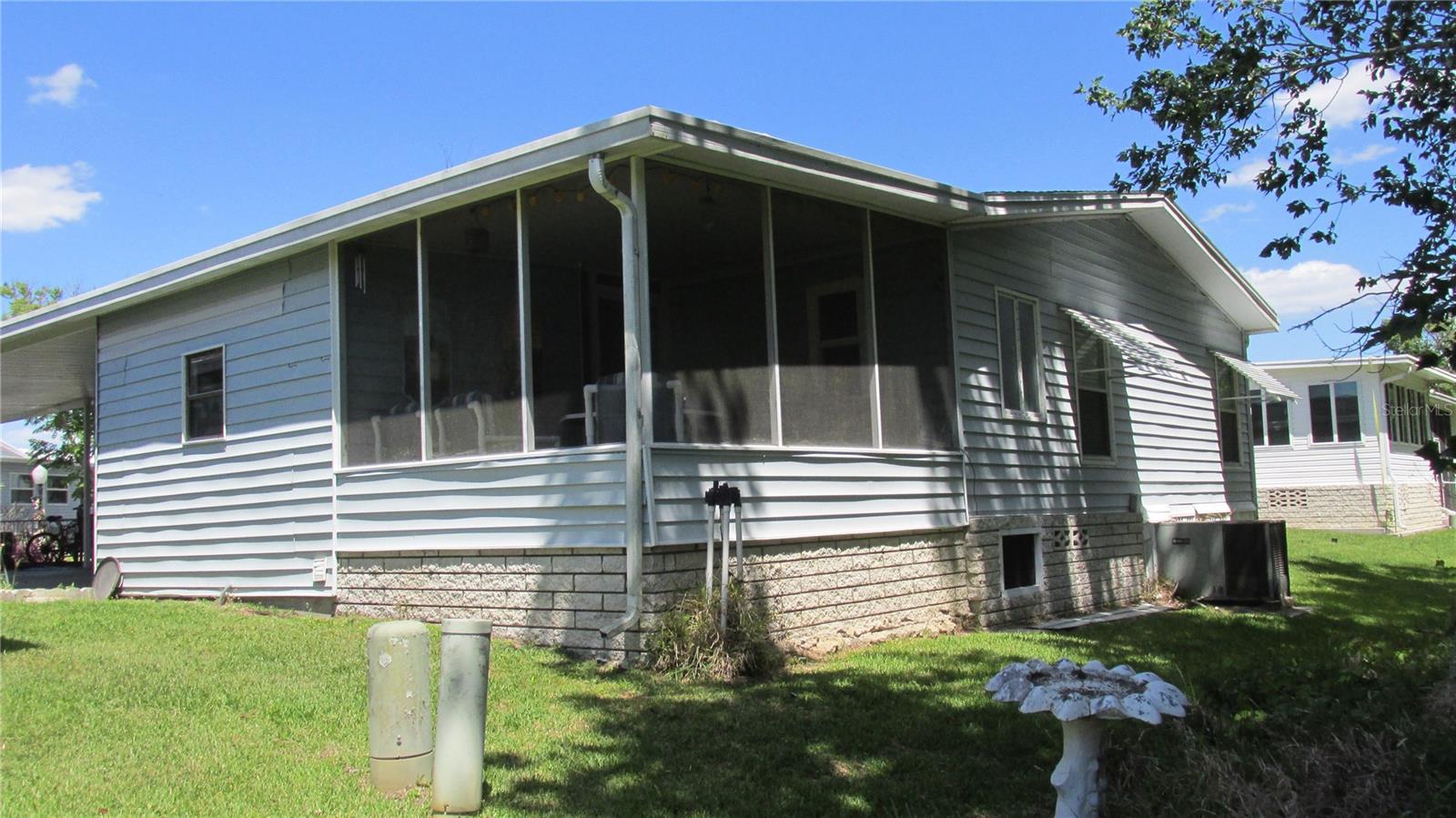 157 Victoria Dr Property Photo 5