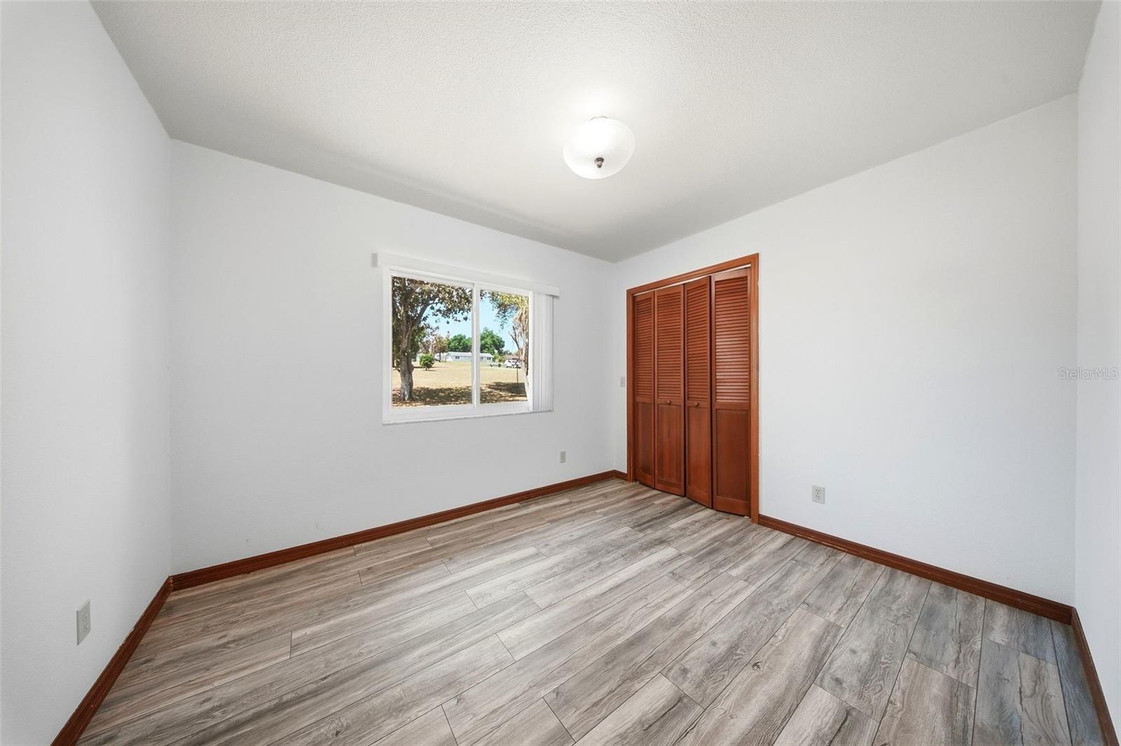 410 S Ramona Ave Property Photo 22