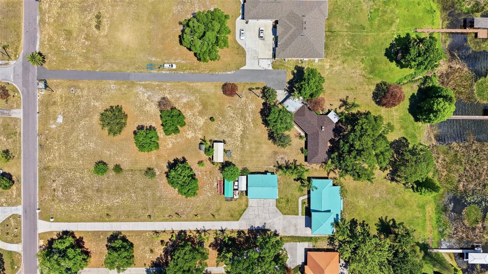 410 S Ramona Ave Property Photo 37