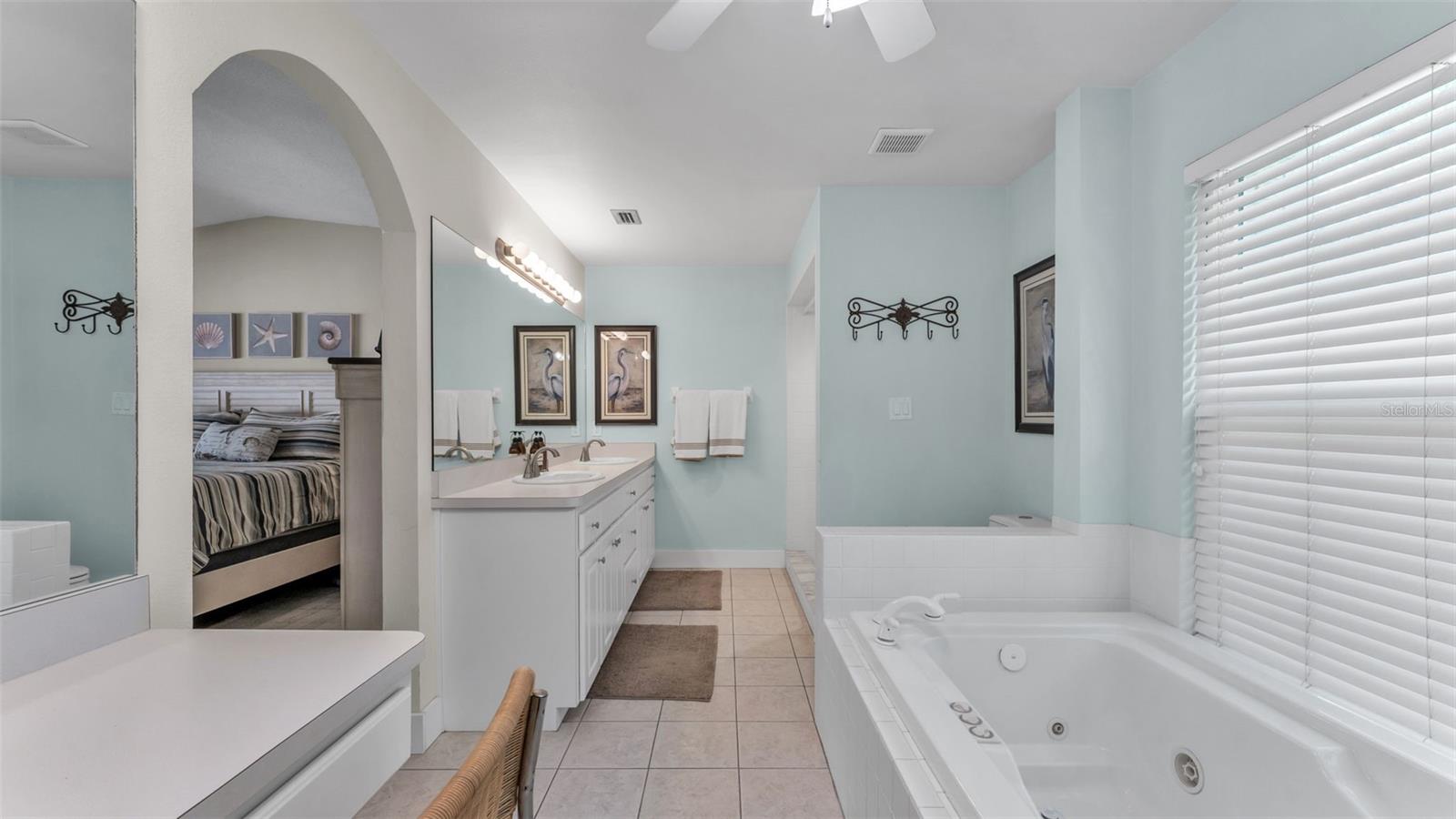 906 Crestview Dr Property Photo 38