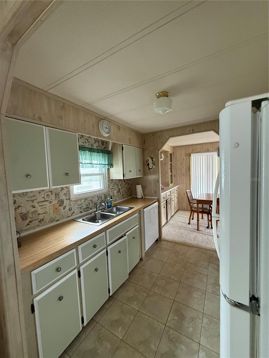 2055 S Floral Ave #175 Property Photo 14
